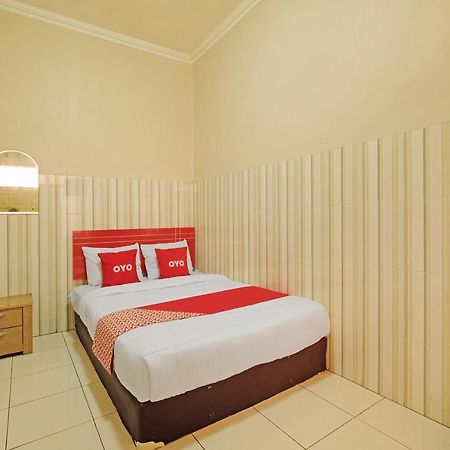 Oyo 91453 Hotel Srikandi Gejayan Maguwo Екстер'єр фото