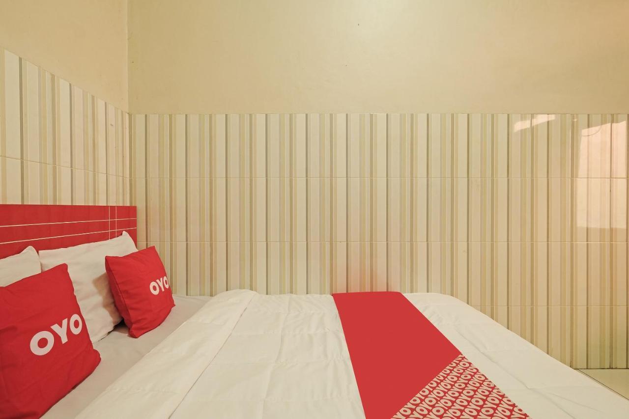 Oyo 91453 Hotel Srikandi Gejayan Maguwo Екстер'єр фото