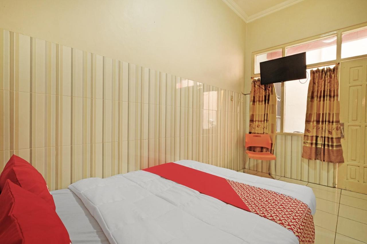 Oyo 91453 Hotel Srikandi Gejayan Maguwo Екстер'єр фото